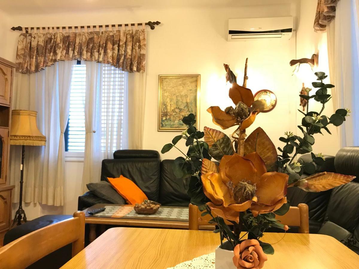 Apartment Kapo Split Eksteriør billede
