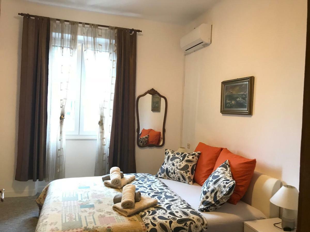 Apartment Kapo Split Eksteriør billede